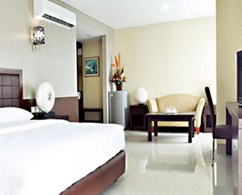 Bamboo Inn Hotel & Cafe Jakarta Zimmer foto