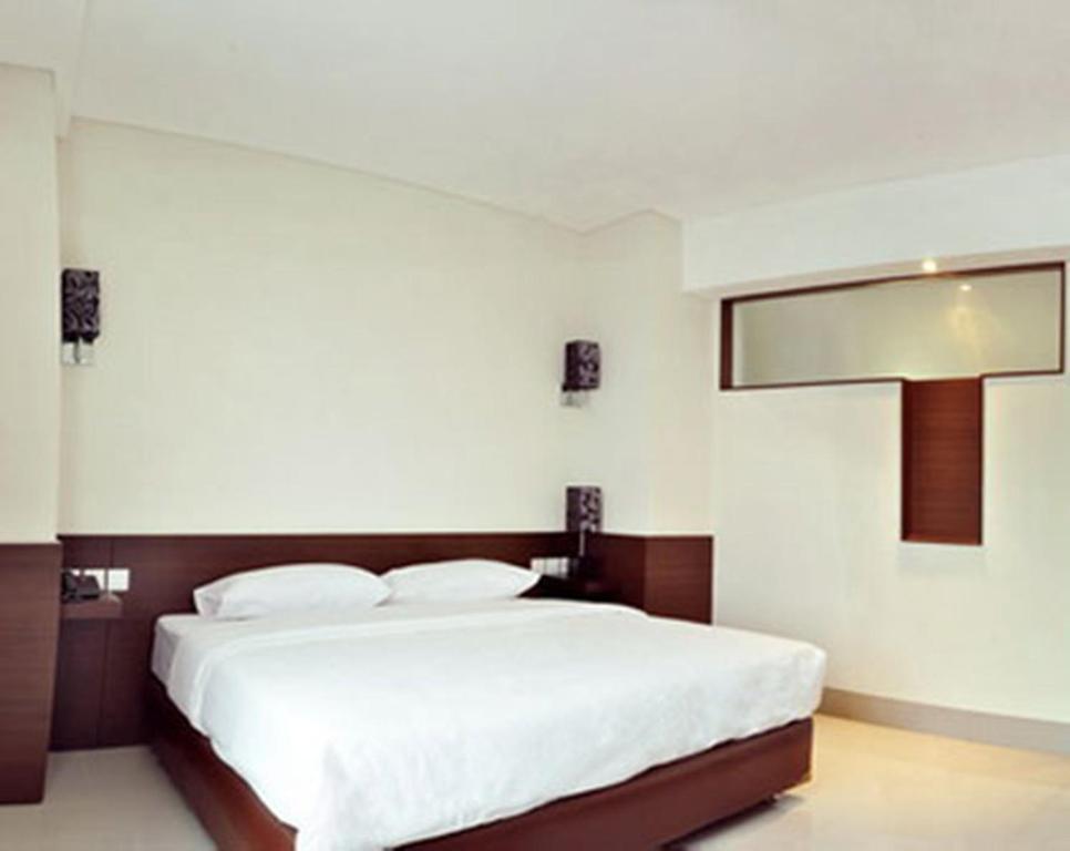 Bamboo Inn Hotel & Cafe Jakarta Zimmer foto